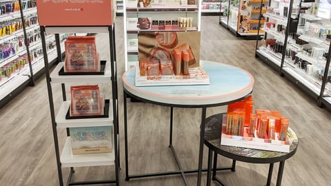 E.l.f. Retro Paradise Target Floorstand